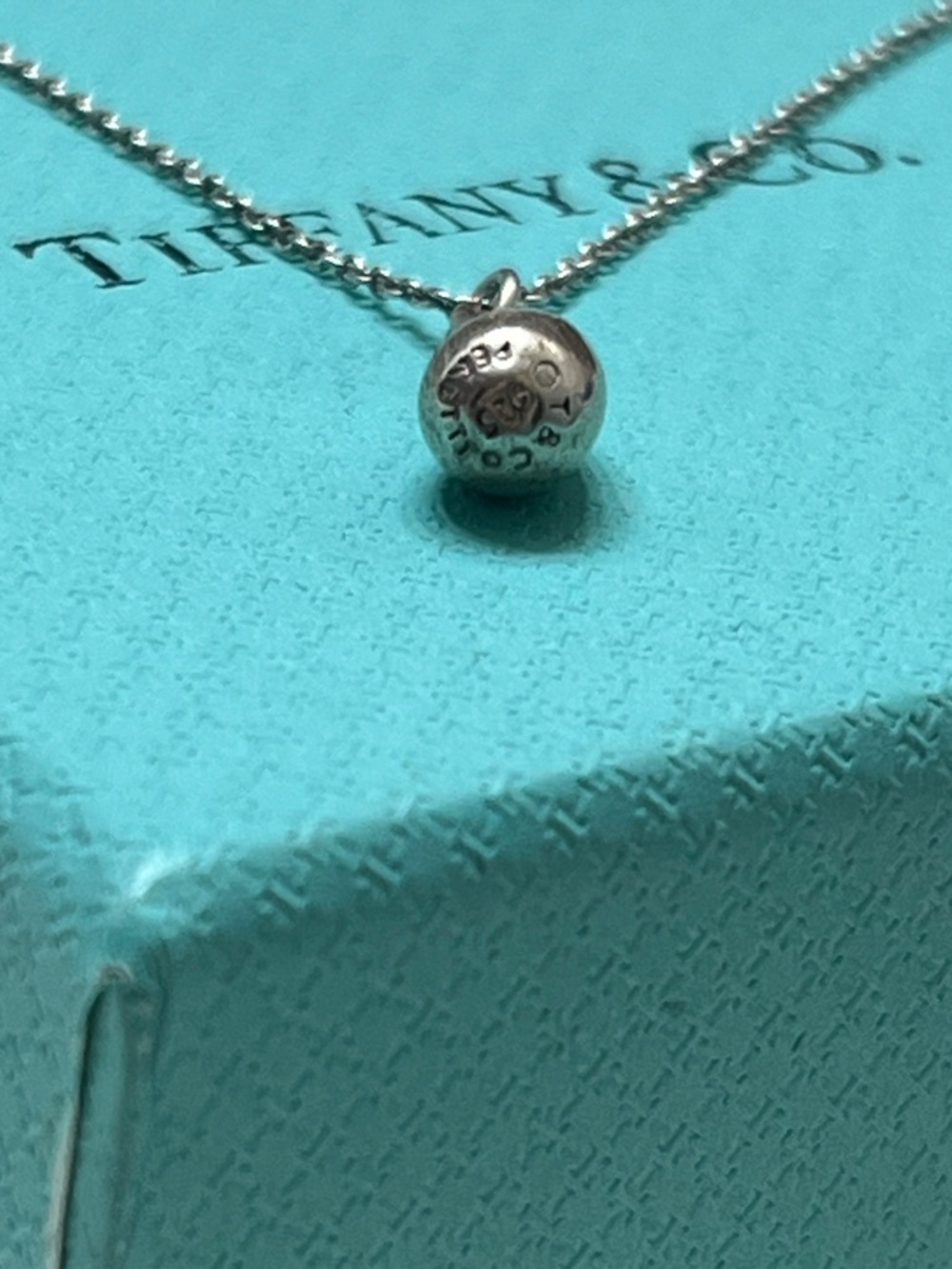 Tiffany & Co. Silver Teardrop Vintage Peretti Pendant Necklace 16” - Picture 2 of 5